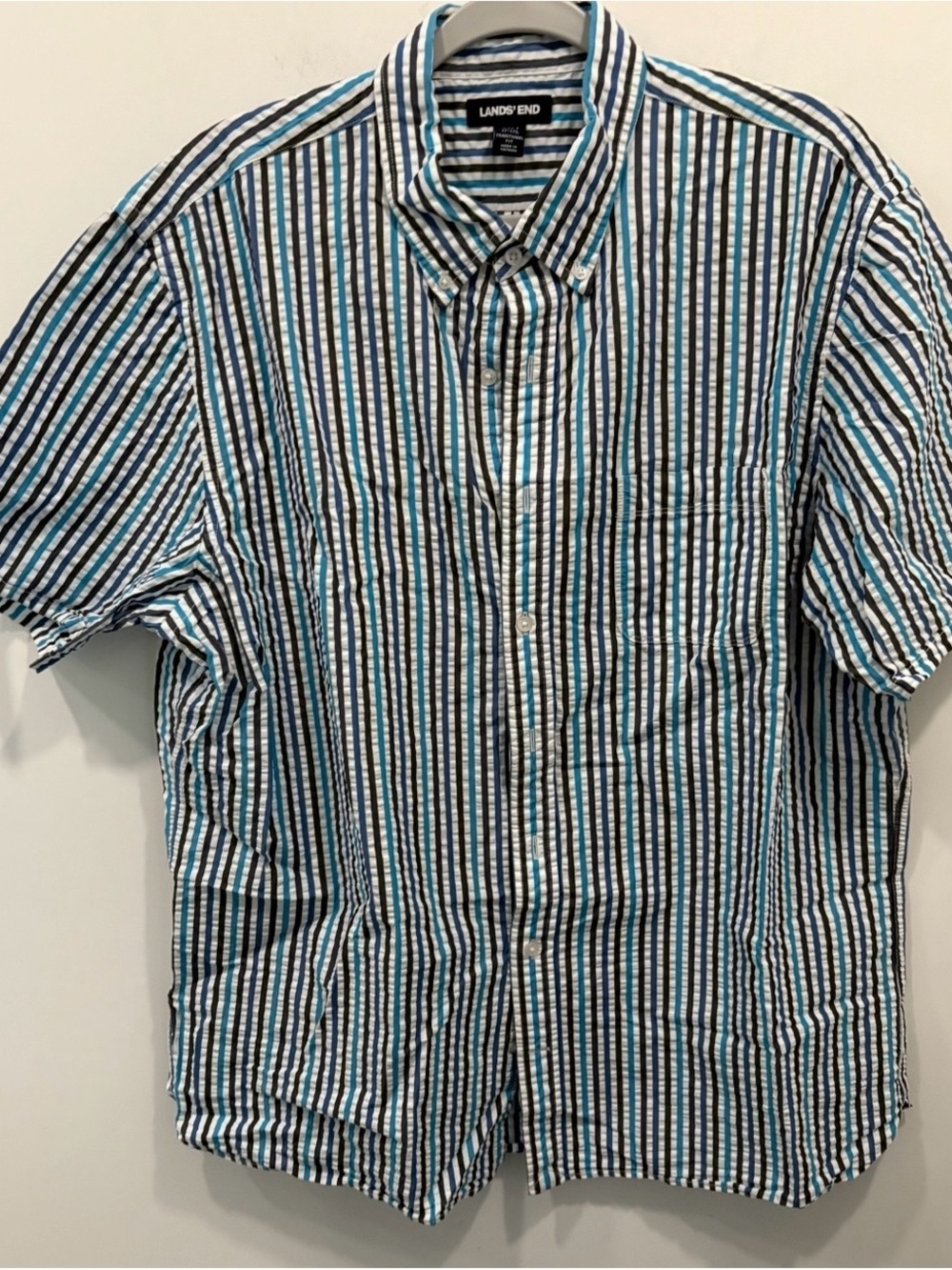 LANDS END men seersucker short sleeve stripped button down button down collar